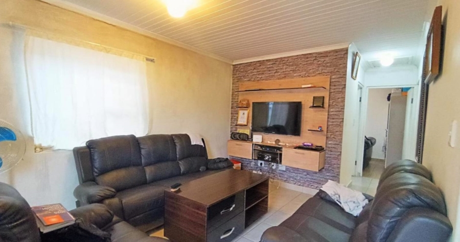 3 Bedroom Property for Sale in Dalvale Western Cape